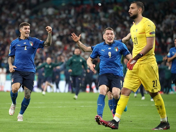 Nguyên nhân Gianluigi Donnarumma không vui khi Italy vô địch Euro
